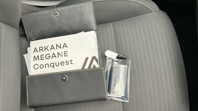 Renault Arkana 1.6 E-TECH Hybrid 145 Iconic 5dr Auto Hybrid Estate